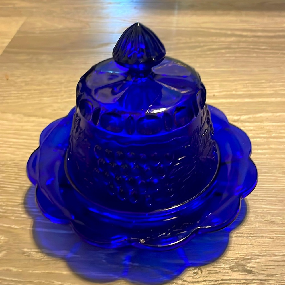 Vintage Mosser Grapes Cobalt Blue Depression Glass Cheese Dome/Butter Dish